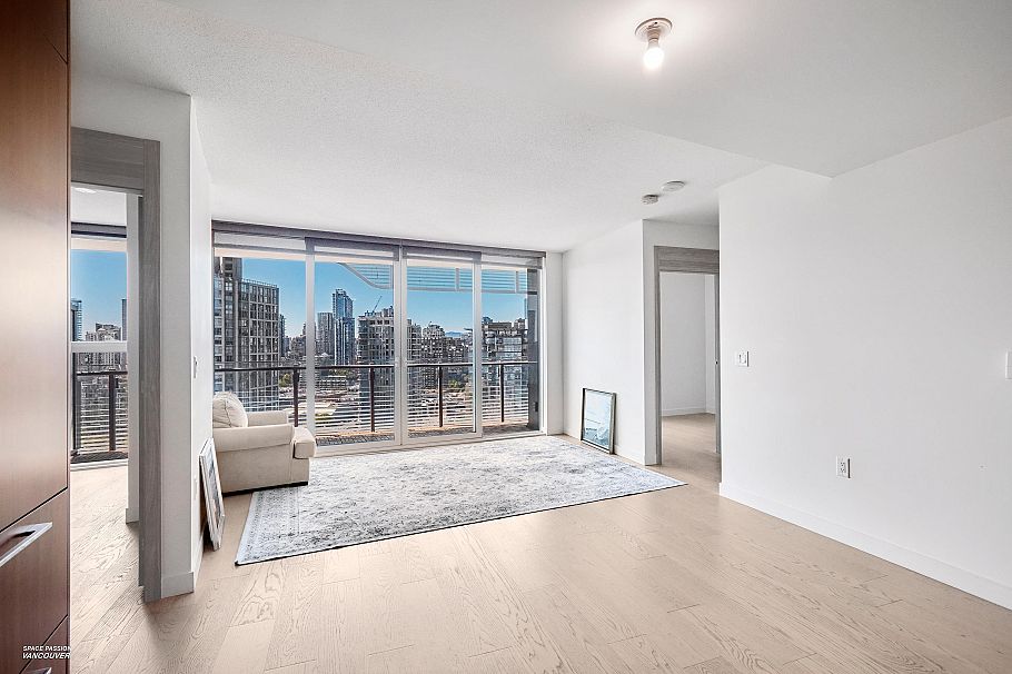 2421 89 Nelson Street Vancouver, BC - 11