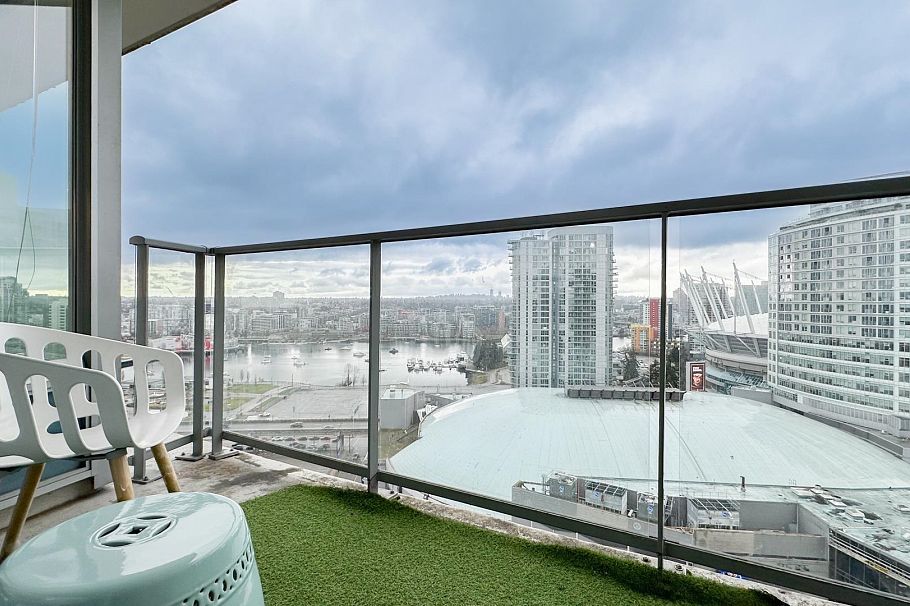 2705 689 Abbott Street Vancouver, BC - 23