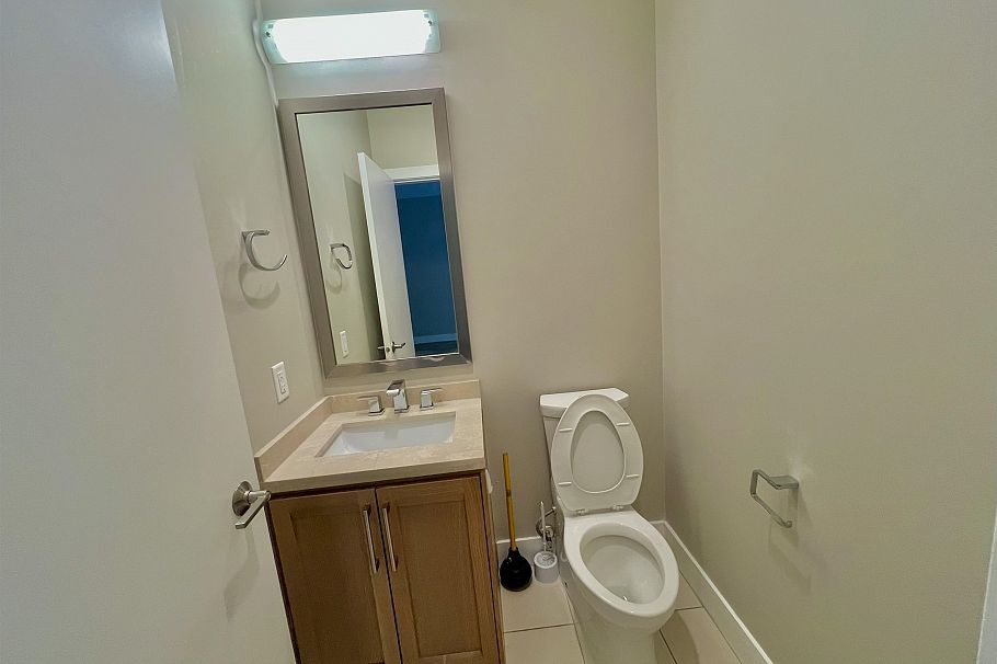 23 5879 Gray Avenue Vancouver, BC - 4