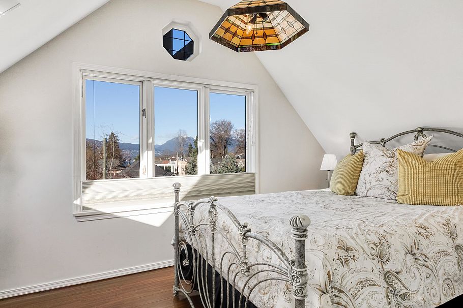 2814 W 3rd Avenue Vancouver, BC - 19