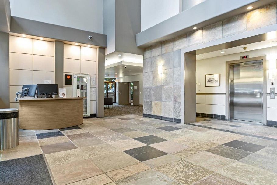 605 1068 Hornby Street Vancouver, BC - 3