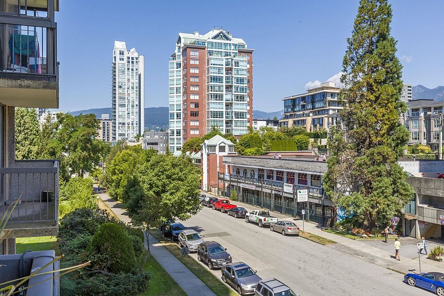 405 145 St. Georges Avenue North Vancouver, BC - 10