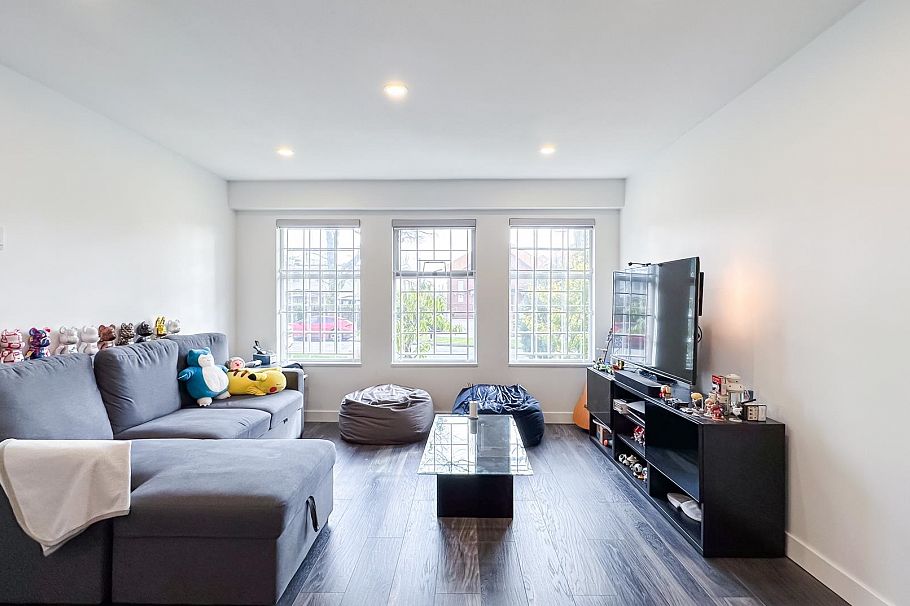 471 E 47th Avenue Vancouver, BC - 16