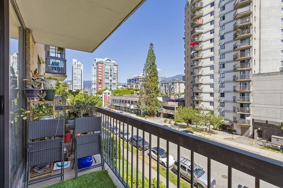 405 145 St. Georges Avenue North Vancouver, BC - 8