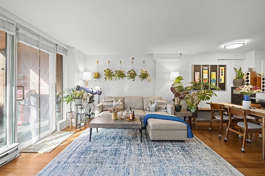 106 503 W 16th Avenue Vancouver, BC - 3