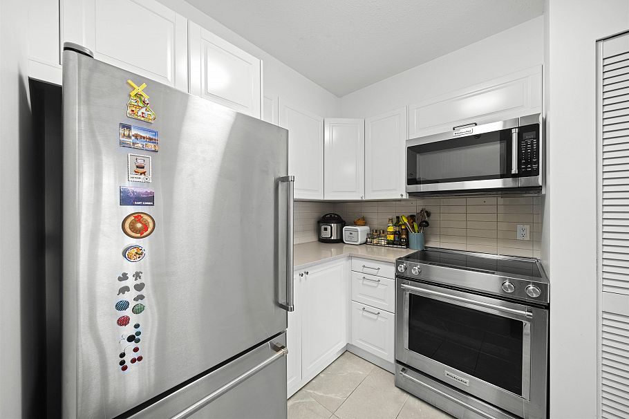 106 503 W 16th Avenue Vancouver, BC - 9