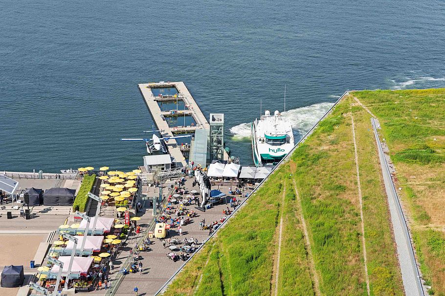 2304 1077 W Cordova Street Vancouver, BC - 23