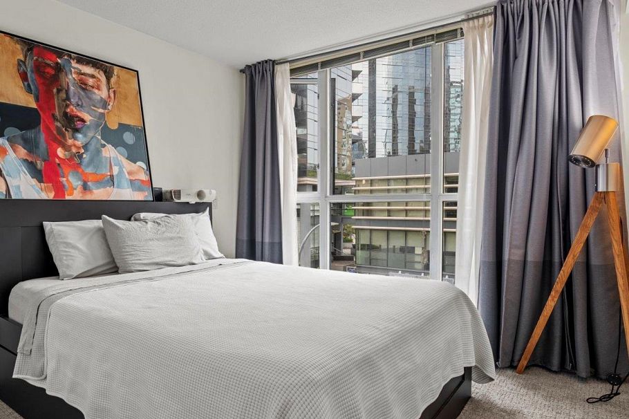 605 1068 Hornby Street Vancouver, BC - 12