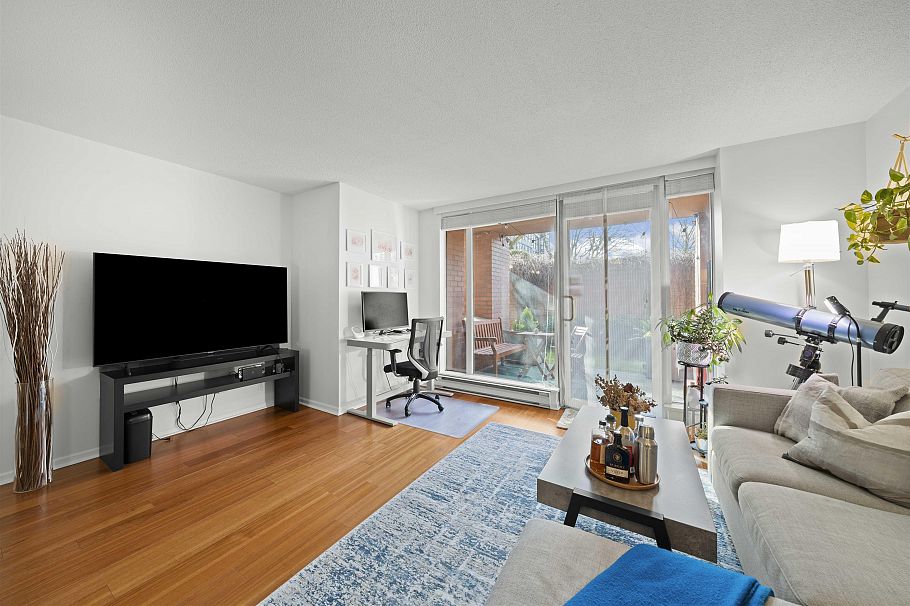 106 503 W 16th Avenue Vancouver, BC - 4