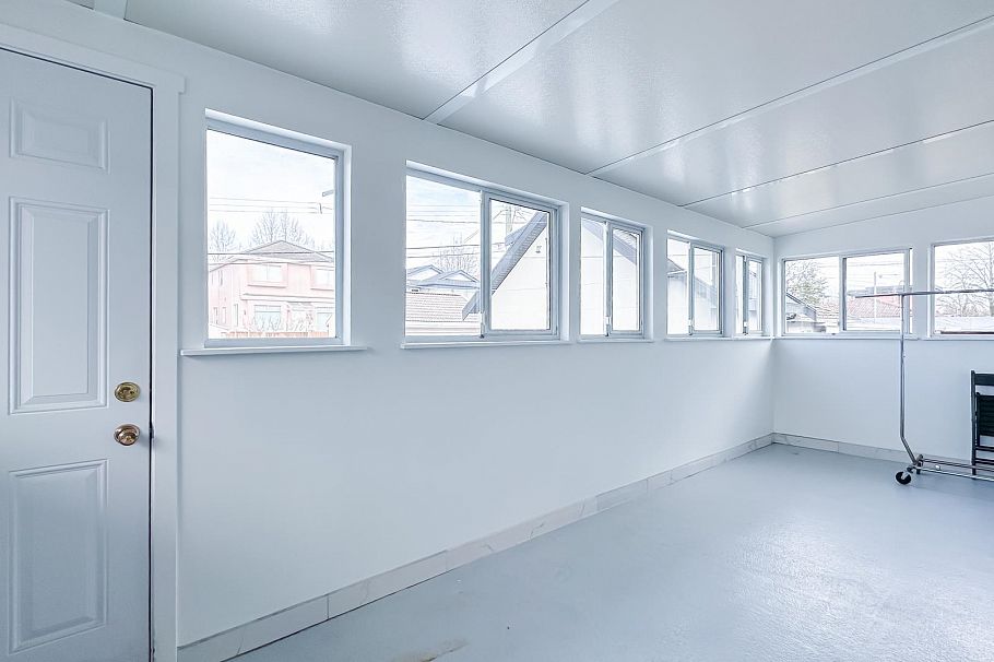 471 E 47th Avenue Vancouver, BC - 14