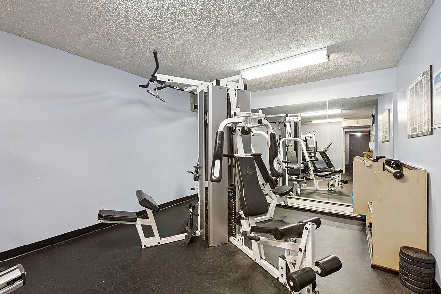 405 145 St. Georges Avenue North Vancouver, BC - 14