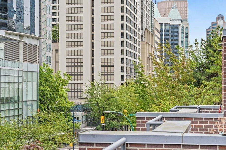 605 1068 Hornby Street Vancouver, BC - 19