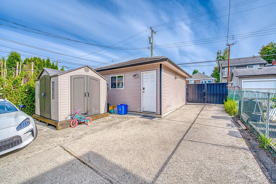 426 E 18th Avenue Vancouver, BC - 27