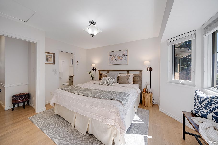 1911 Mahon Avenue North Vancouver, BC - 14