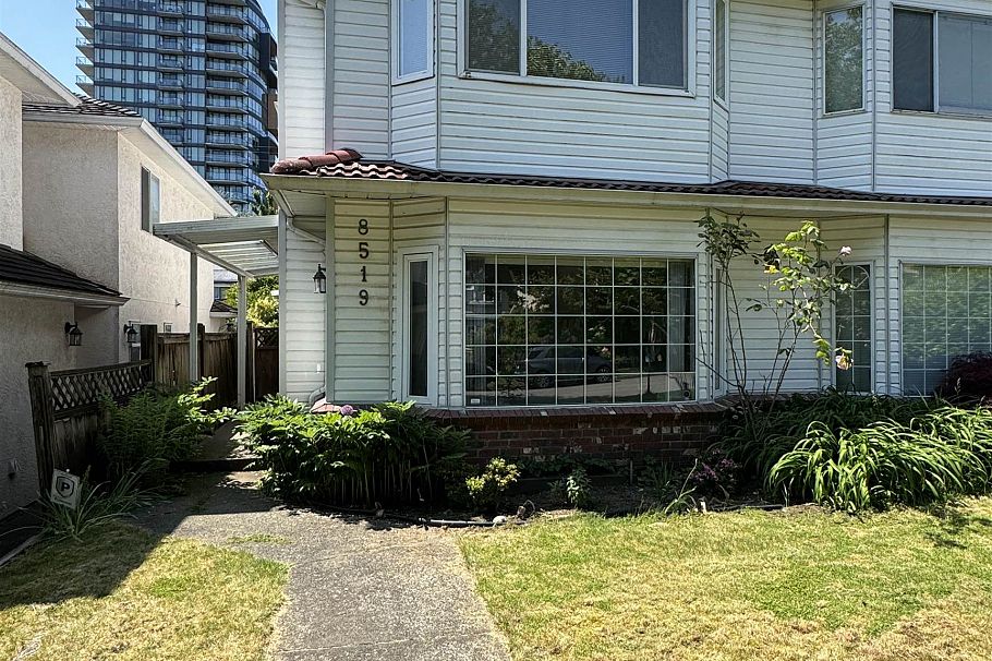 8519 French Street Vancouver, BC - 1