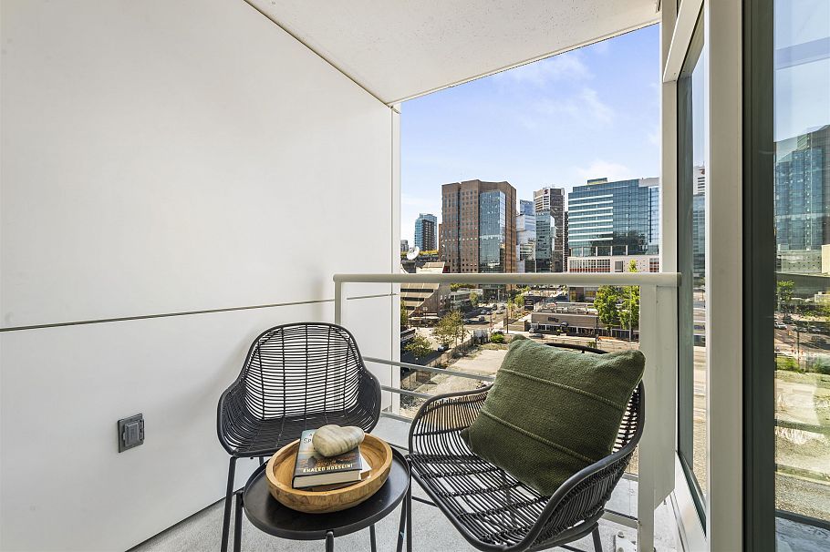 1110 161 W Georgia Street Vancouver, BC - 22