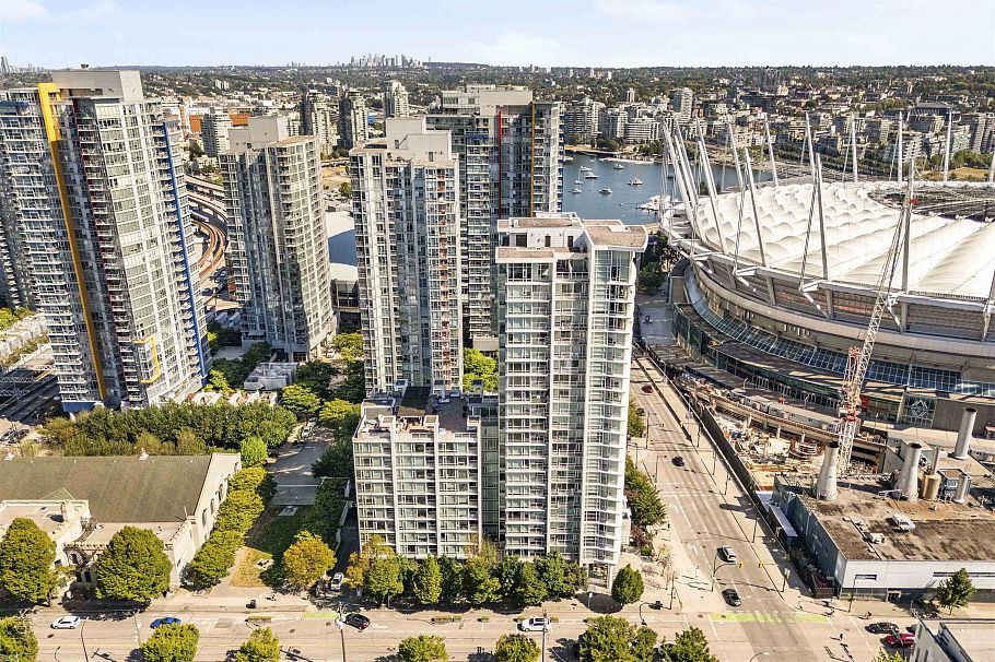 1110 161 W Georgia Street Vancouver, BC - 36
