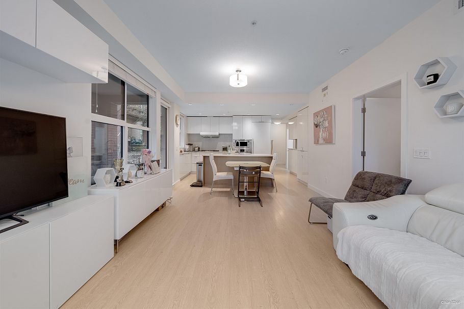 107 7988 Yukon Street Vancouver, BC - 15