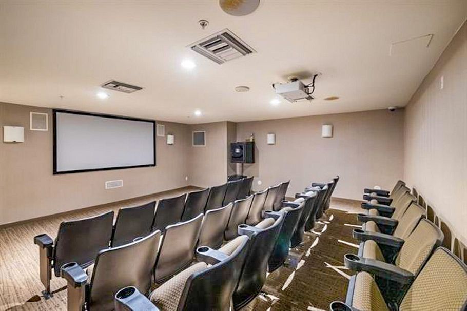 1901 33 Smithe Street Vancouver, BC - 16