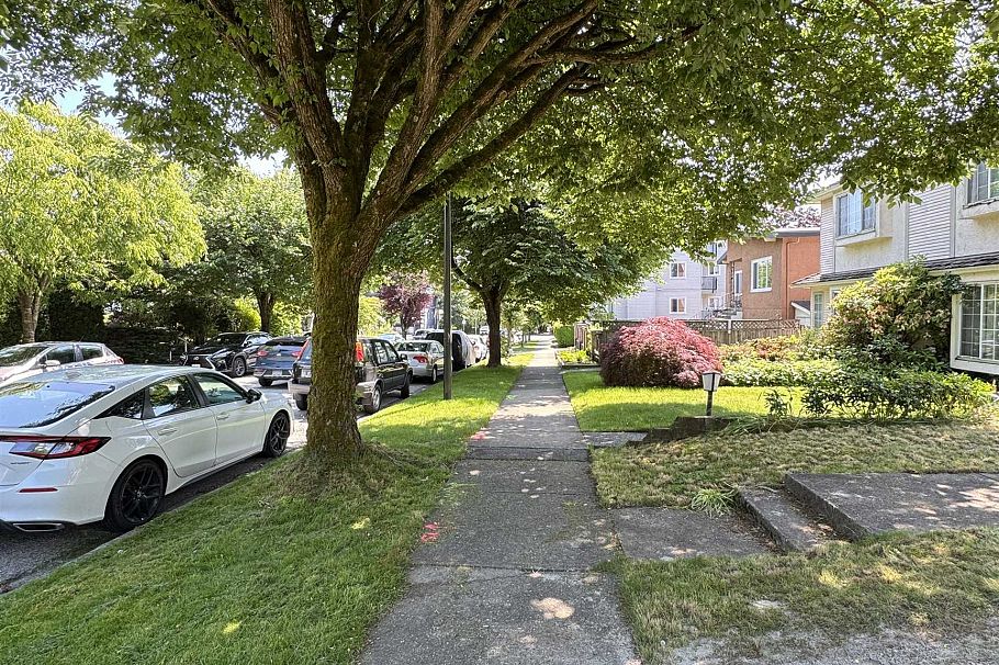 8519 French Street Vancouver, BC - 18