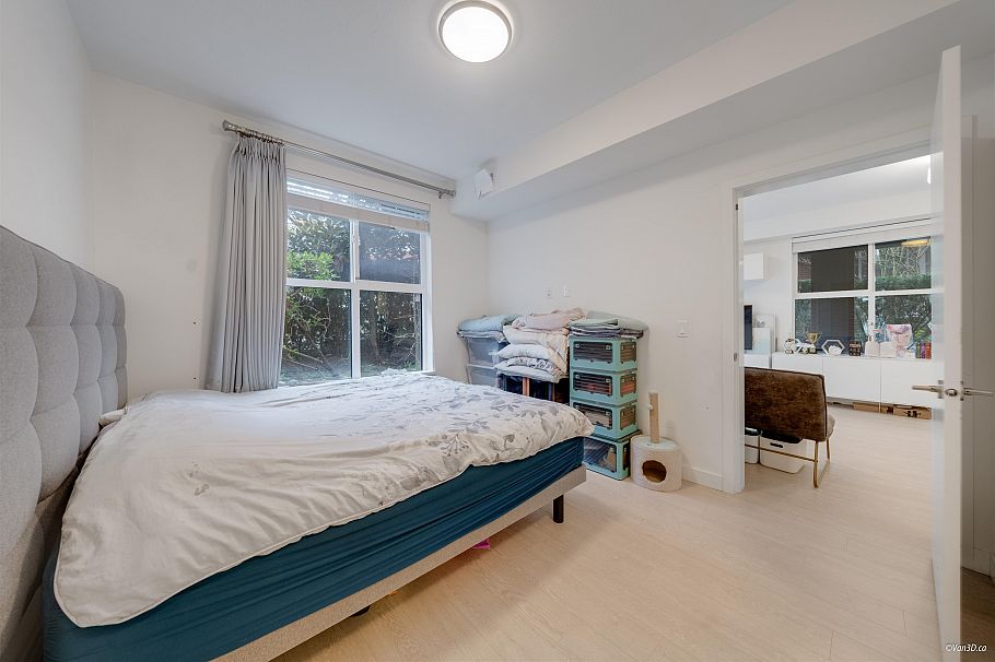 107 7988 Yukon Street Vancouver, BC - 18