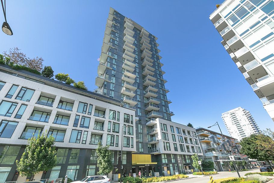 2203 3538 Sawmill Crescent Vancouver, BC - 1