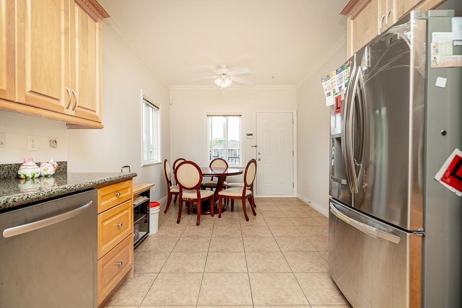 2283 E 48th Avenue Vancouver, BC - 11