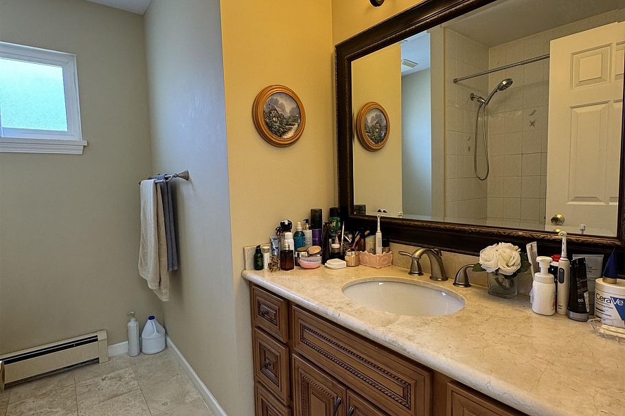 8519 French Street Vancouver, BC - 17