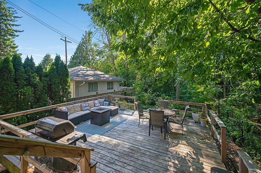 1911 Mahon Avenue North Vancouver, BC - 29