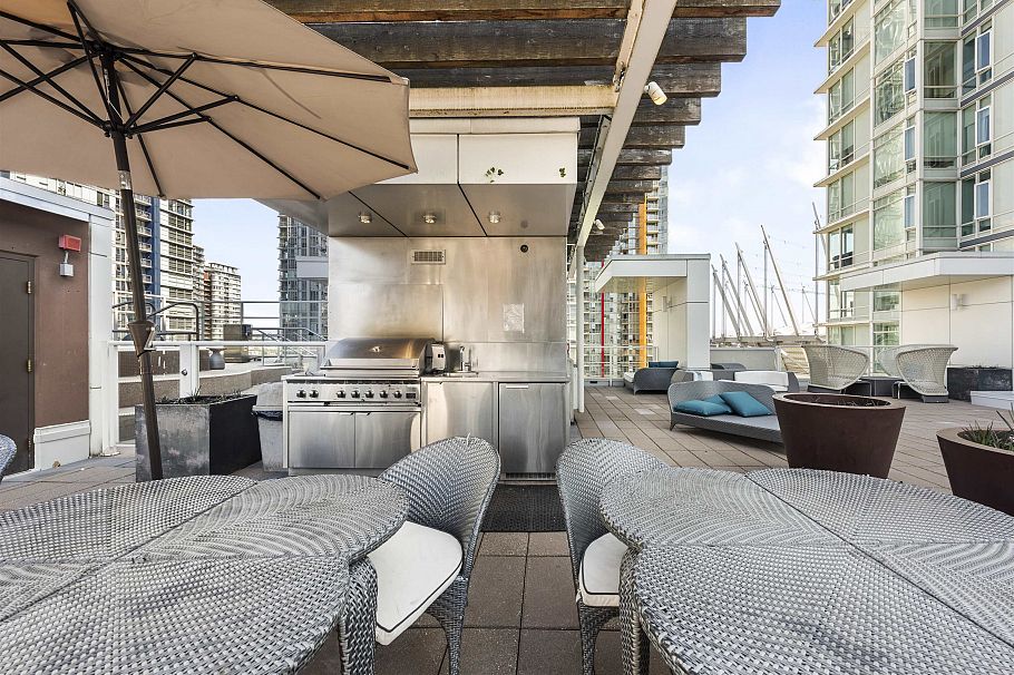 1110 161 W Georgia Street Vancouver, BC - 28