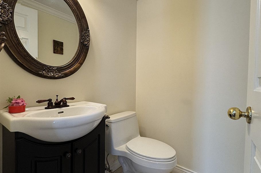 8519 French Street Vancouver, BC - 16