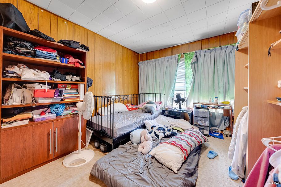 1225 E 61st Avenue Vancouver, BC - 37