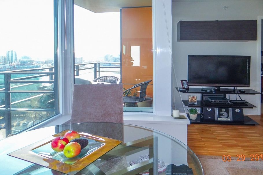 1901 33 Smithe Street Vancouver, BC - 7