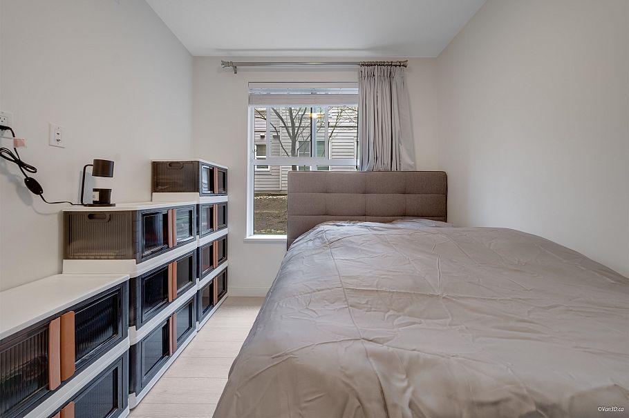 107 7988 Yukon Street Vancouver, BC - 4