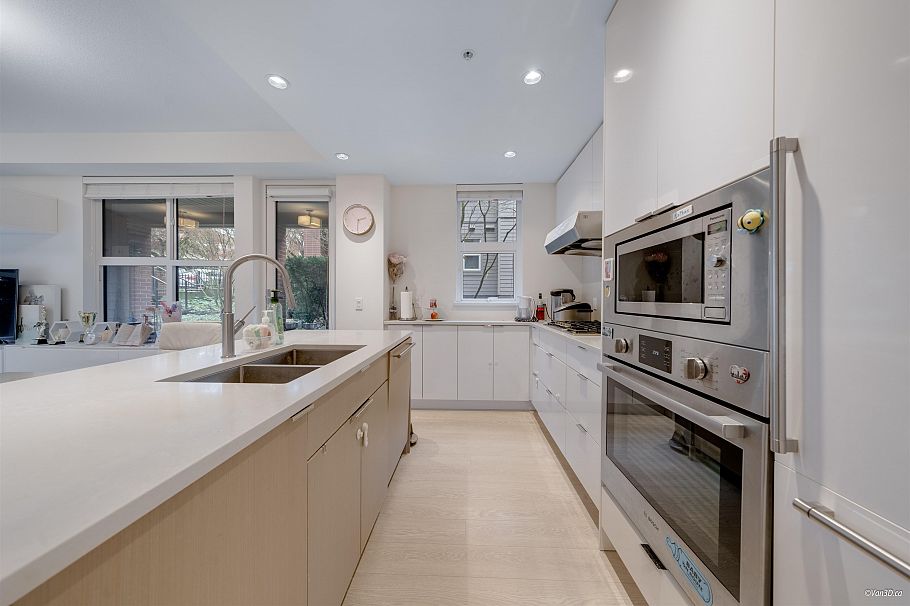 107 7988 Yukon Street Vancouver, BC - 13