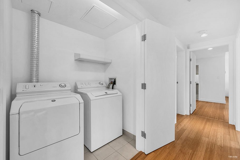 401 1233 W Cordova Street Vancouver, BC - 34