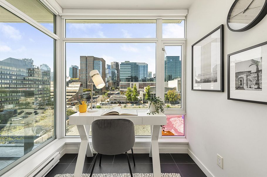 1110 161 W Georgia Street Vancouver, BC - 10