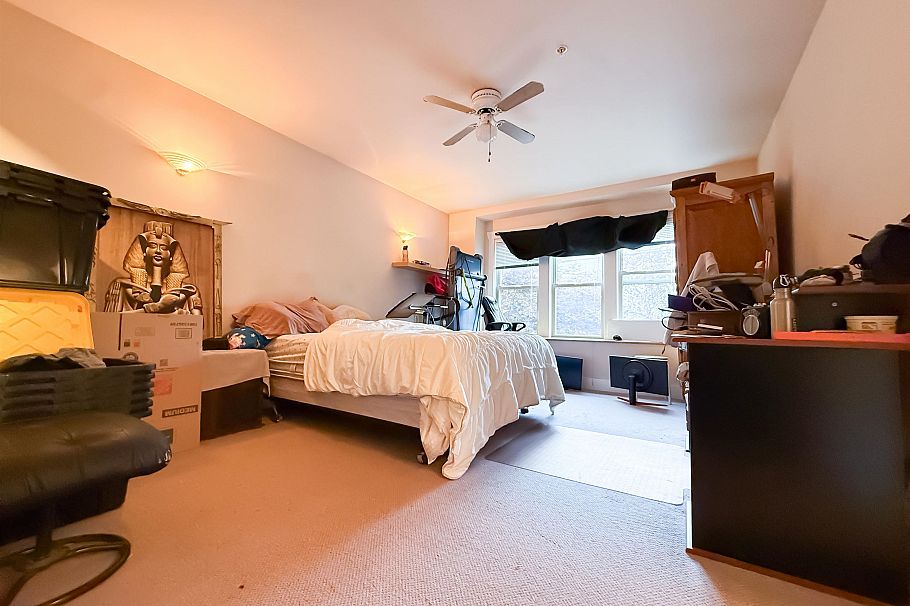 1734 E 4th Avenue Vancouver, BC - 8