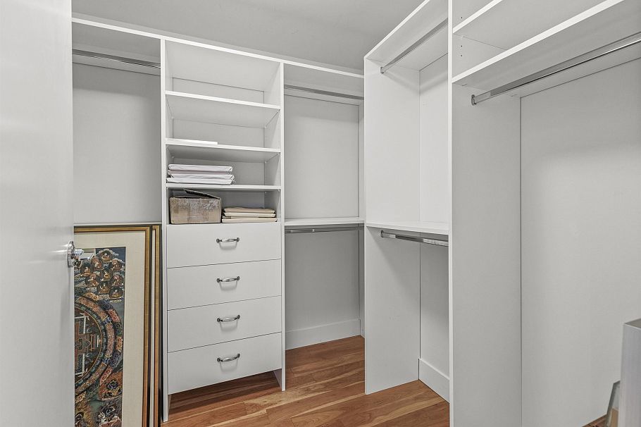 302 6080 Iona Drive Vancouver, BC - 26