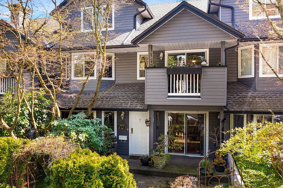 TH D 1133 E 29th Street North Vancouver, BC - 40