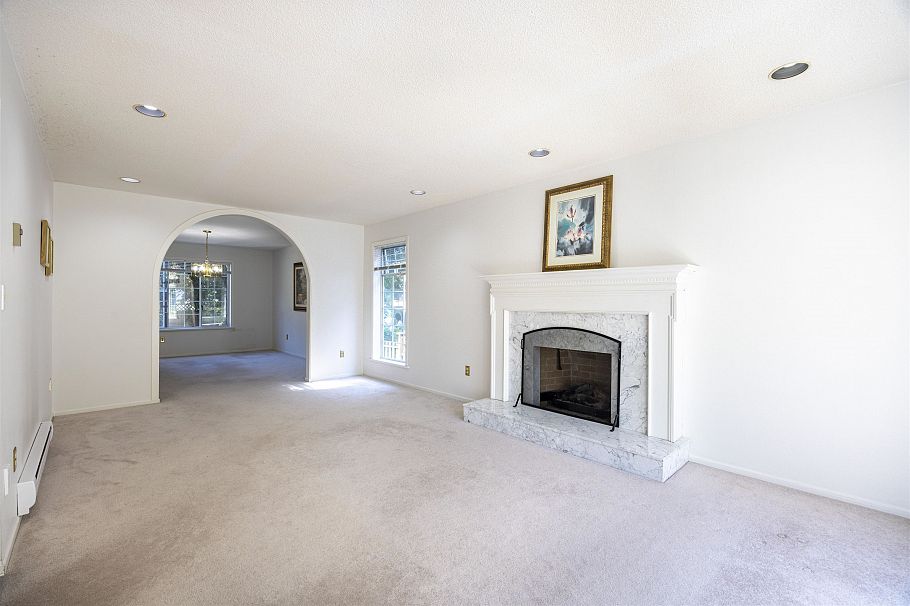 2063 W 47th Avenue Vancouver, BC - 9