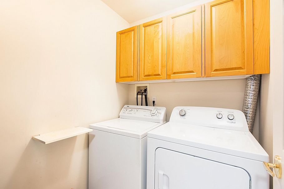 TH D 1133 E 29th Street North Vancouver, BC - 27