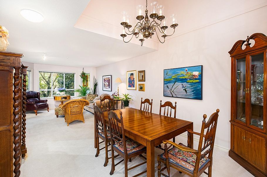 TH D 1133 E 29th Street North Vancouver, BC - 22