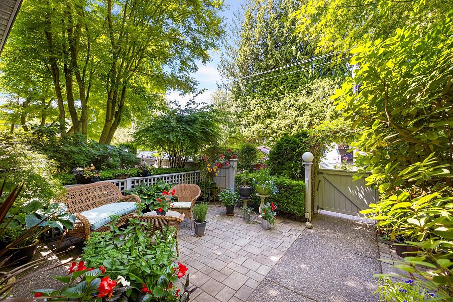 TH D 1133 E 29th Street North Vancouver, BC - 19