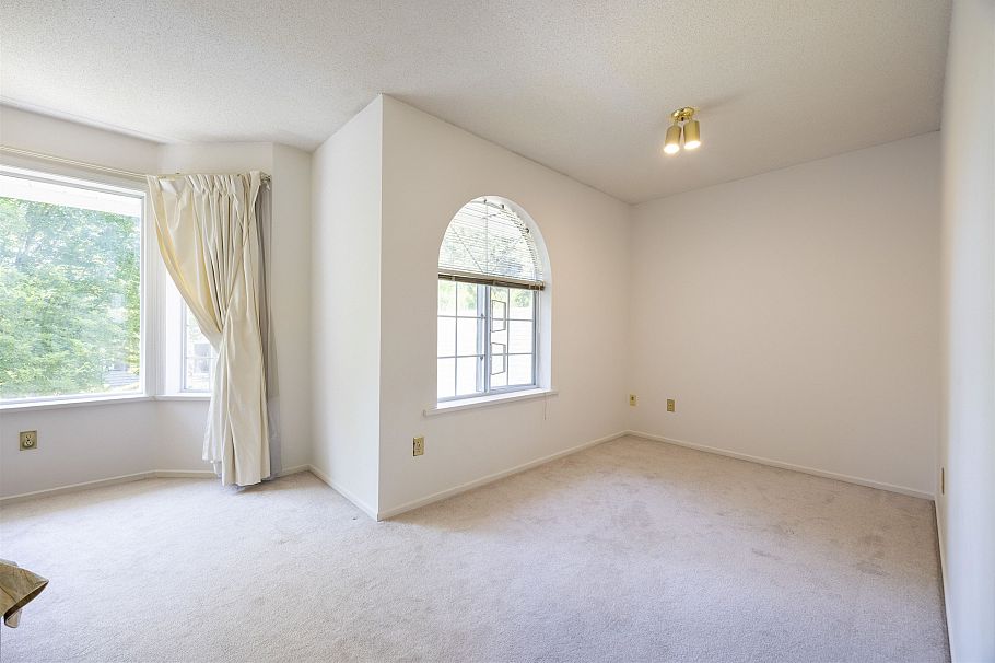 2063 W 47th Avenue Vancouver, BC - 26