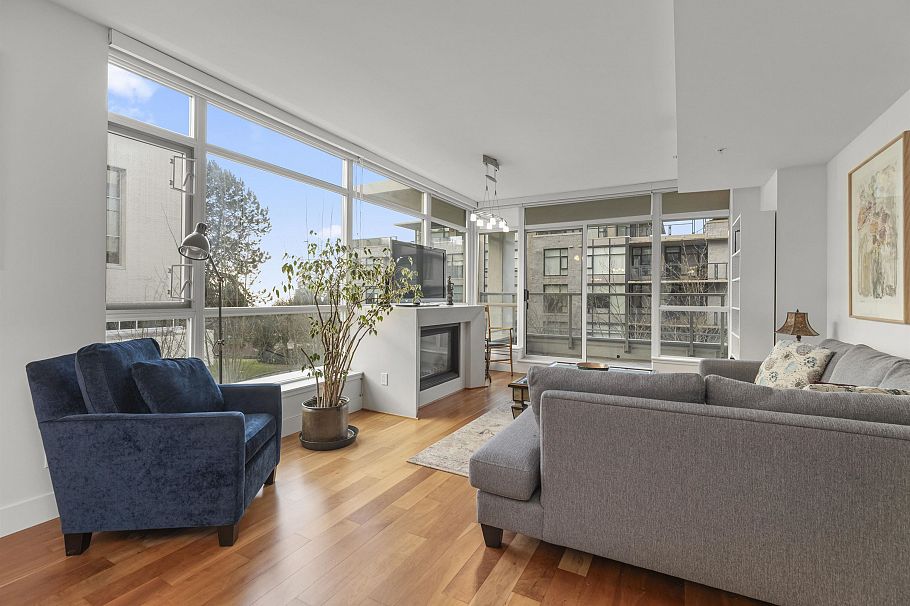 302 6080 Iona Drive Vancouver, BC - 6