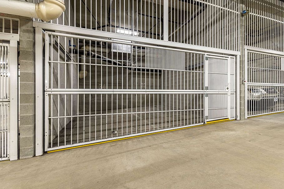 302 6080 Iona Drive Vancouver, BC - 36