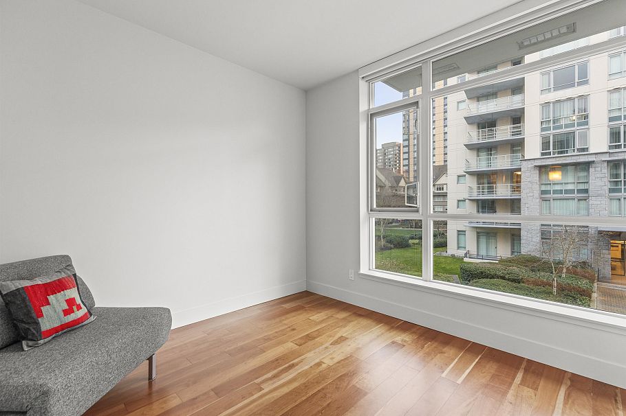 302 6080 Iona Drive Vancouver, BC - 27