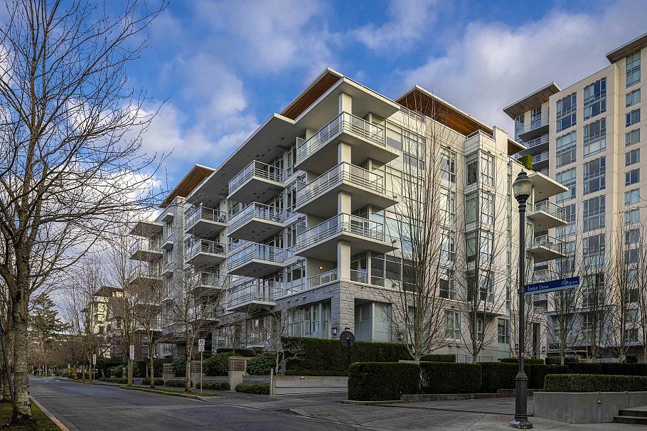 302 6080 Iona Drive Vancouver, BC - 40