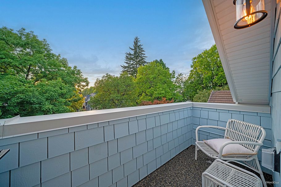 2658 Waterloo Street Vancouver, BC - 23